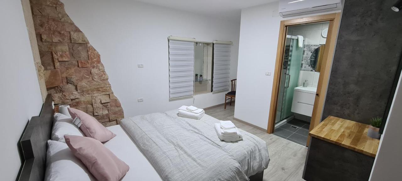 Maria'S Guesthouse - Uphill View Of Nazareth F エクステリア 写真