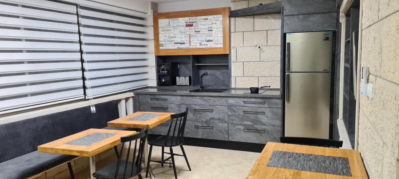 Maria'S Guesthouse - Uphill View Of Nazareth F エクステリア 写真
