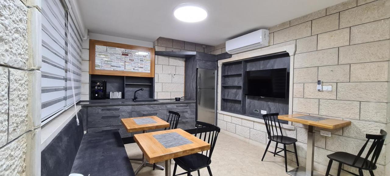 Maria'S Guesthouse - Uphill View Of Nazareth F エクステリア 写真