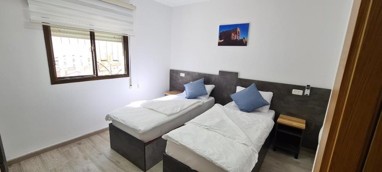 Maria'S Guesthouse - Uphill View Of Nazareth F 部屋 写真