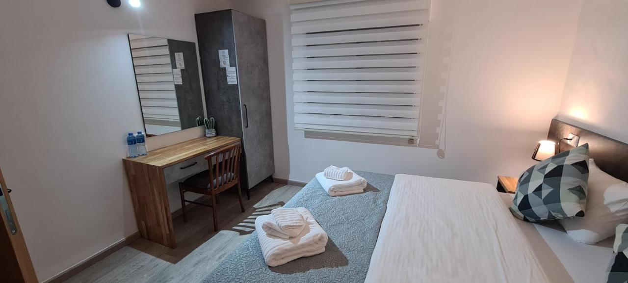Maria'S Guesthouse - Uphill View Of Nazareth F エクステリア 写真