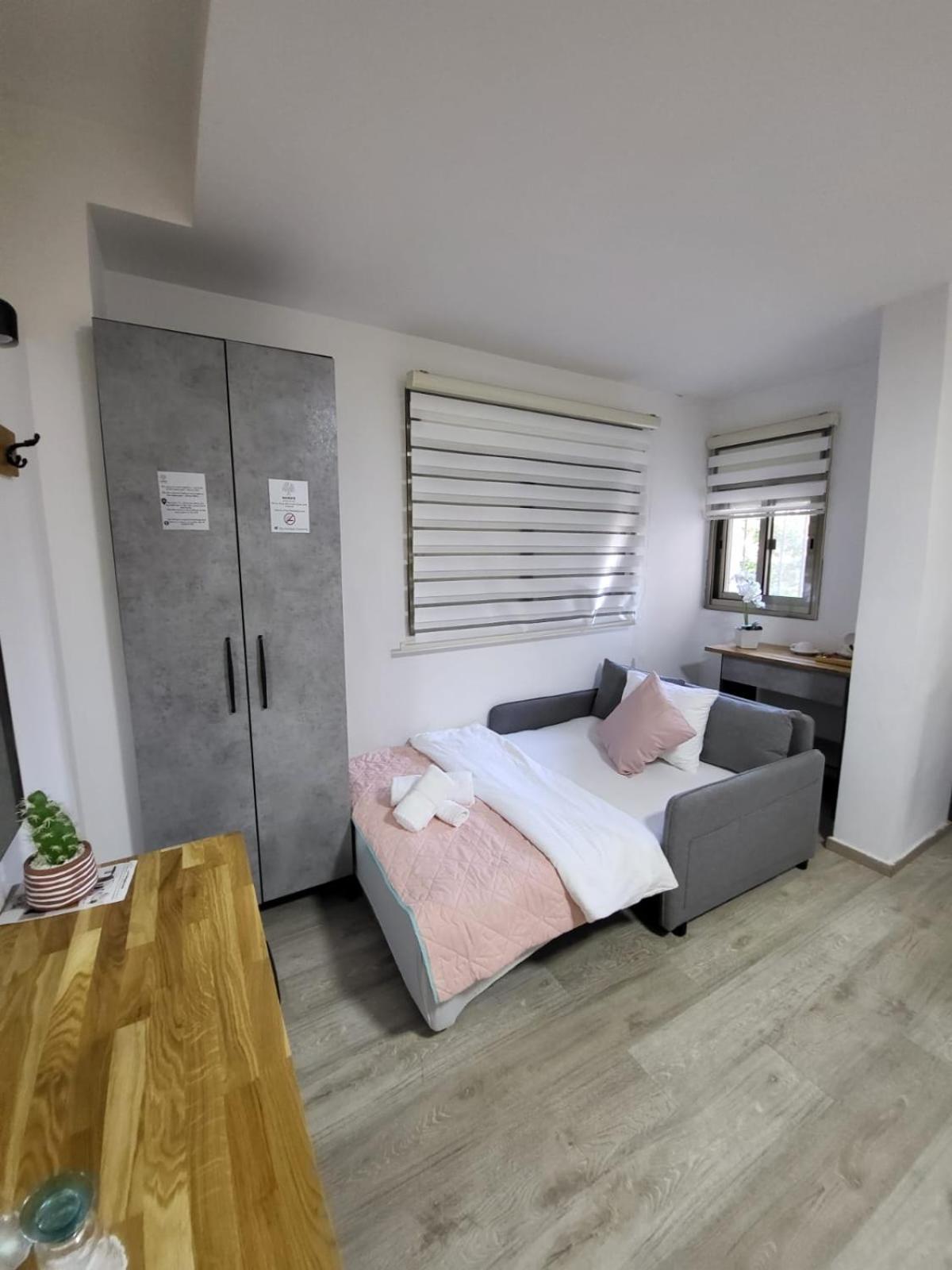 Maria'S Guesthouse - Uphill View Of Nazareth F エクステリア 写真